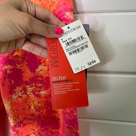 Zella Zeltek Capri Leggings Slim Fit Ultimate Stretch Women Size S Pink Neon NEW - Picture 3 of 6